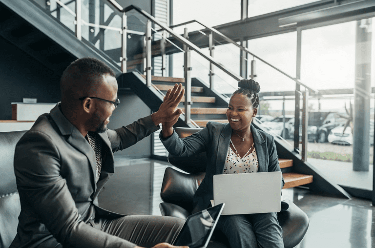 Du prospect au client : un cadre simple d’entonnoir pour les prestataires de services