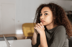 La force mentale : le facteur invisible qui distingue ceux qui progressent de ceux qui stagnent